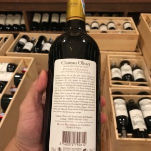 Rượu vang Château Olivier