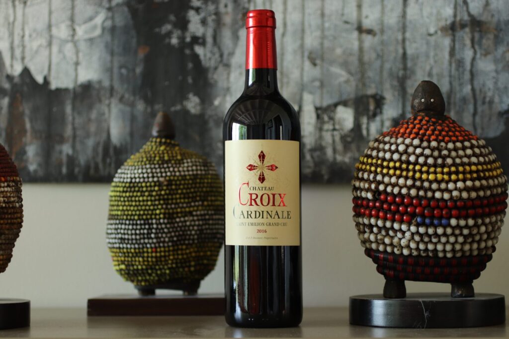 Vang đỏ Chateau Croix Cardinale