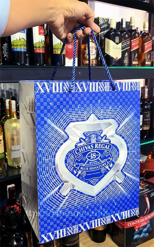 Chivas 18 Blue Hộp Quà Tết 2024 Chivas 18 Blue Hộp Quà Tết 2024