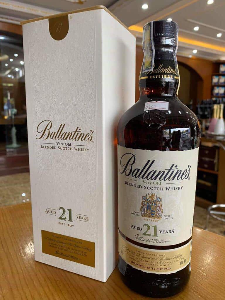 Rượu Ballantines 21 năm quà biếu