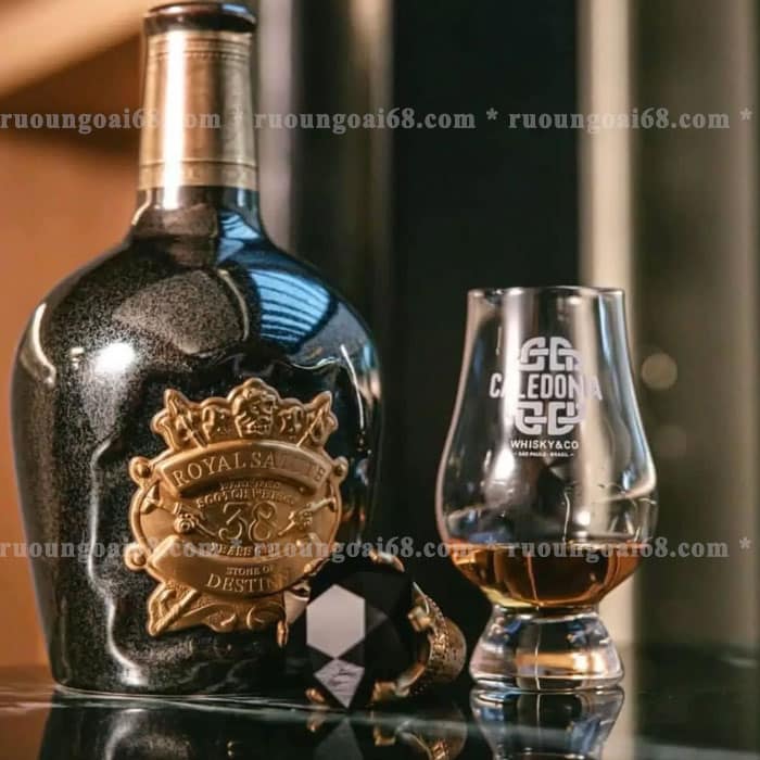 Giá rượu chivas 38 năm