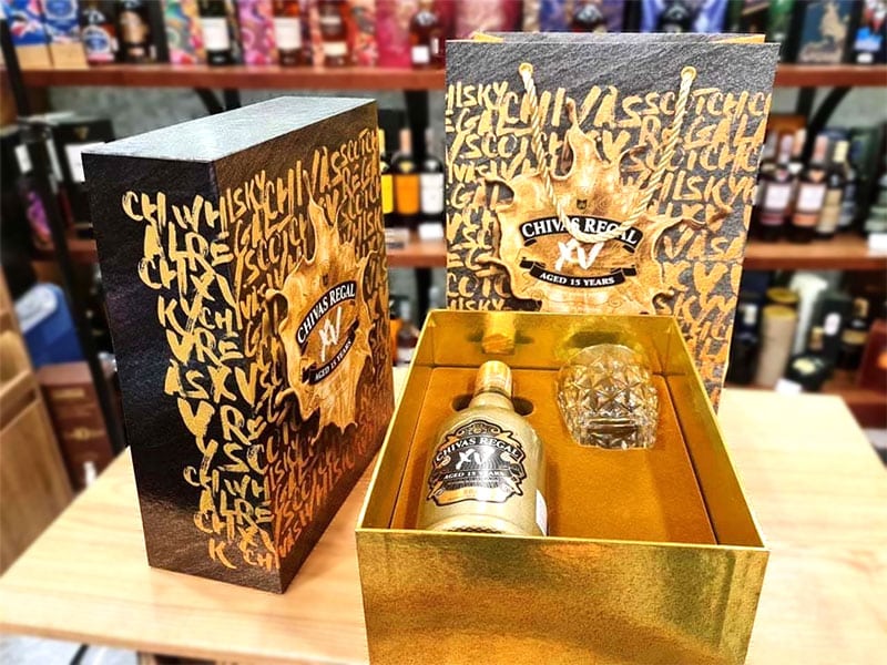 Rượu Chivas XV Hộp Quà 2021 Rượu Chivas XV Hộp Quà 2021